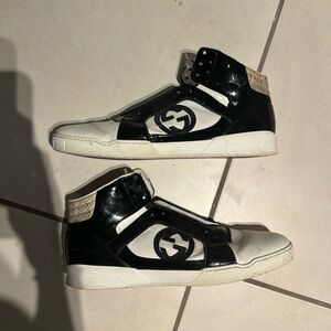 GUCCI SHOES